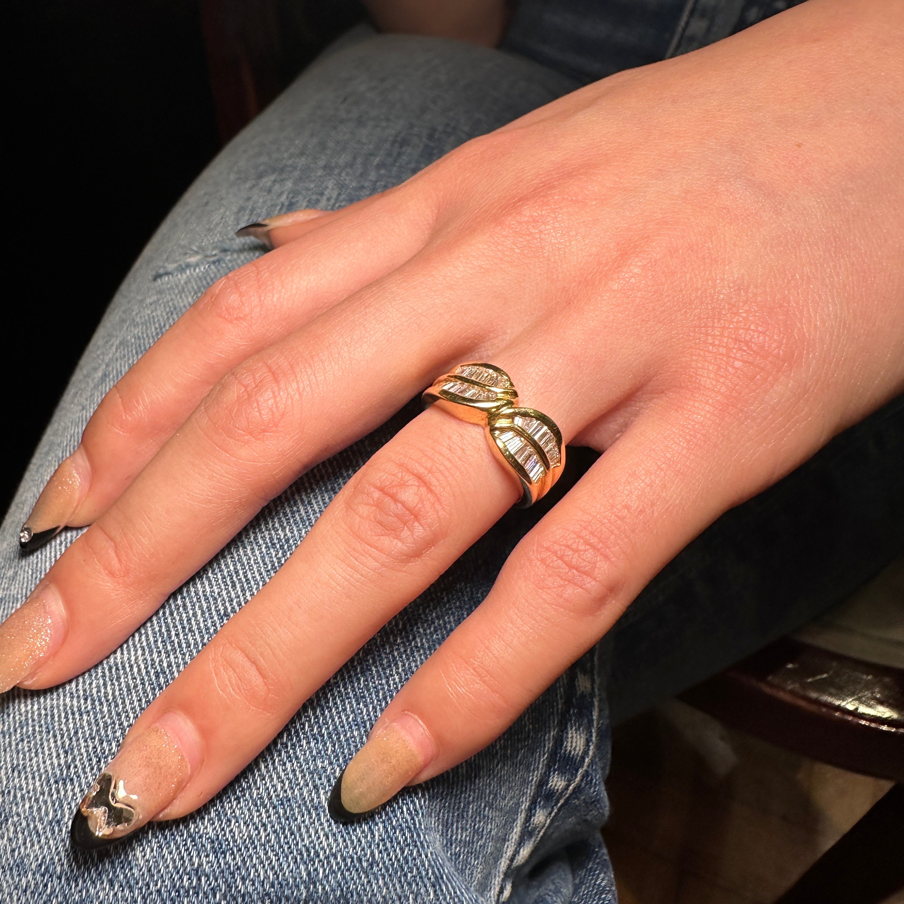 Diamonds ring