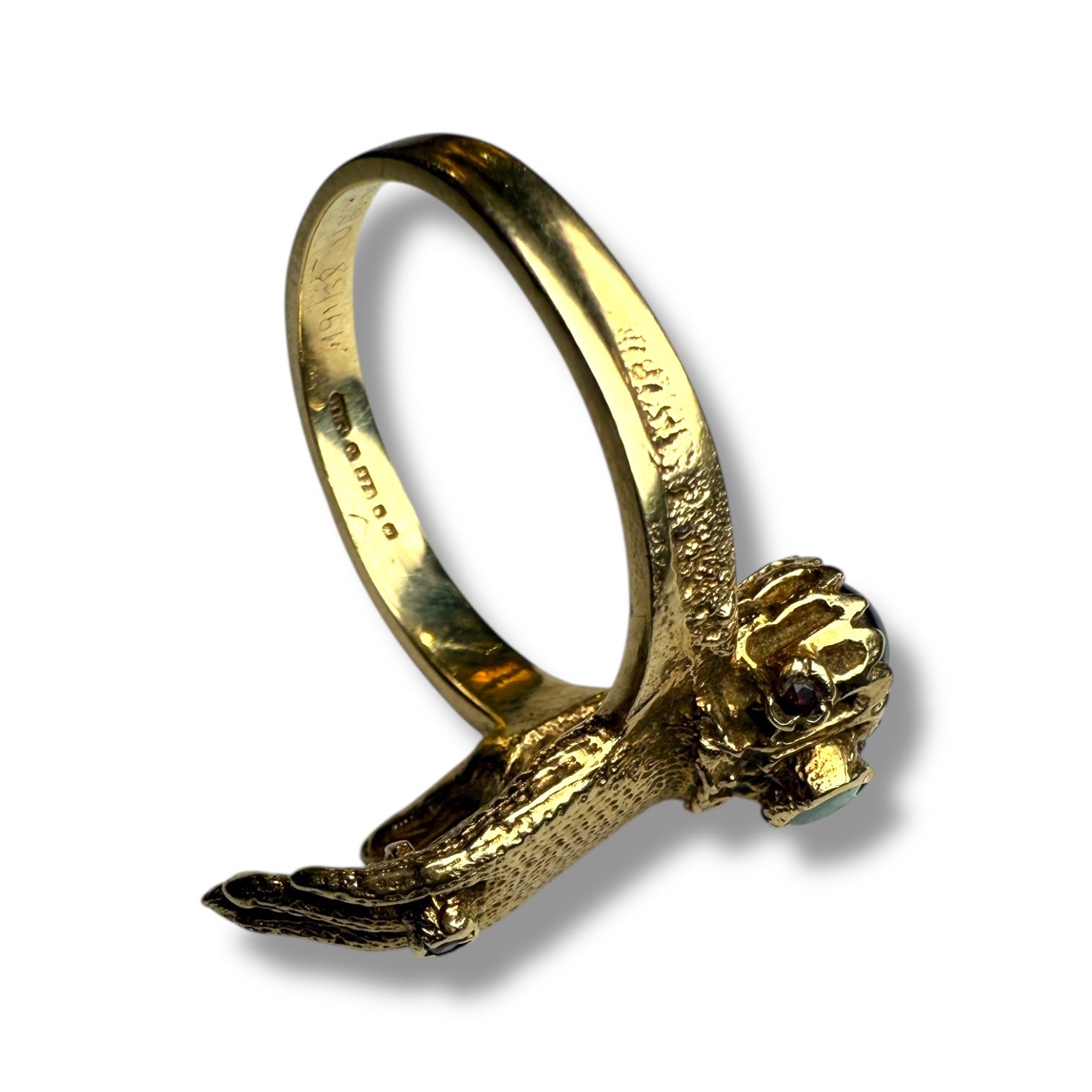 Gold hand ring with opal and garnet