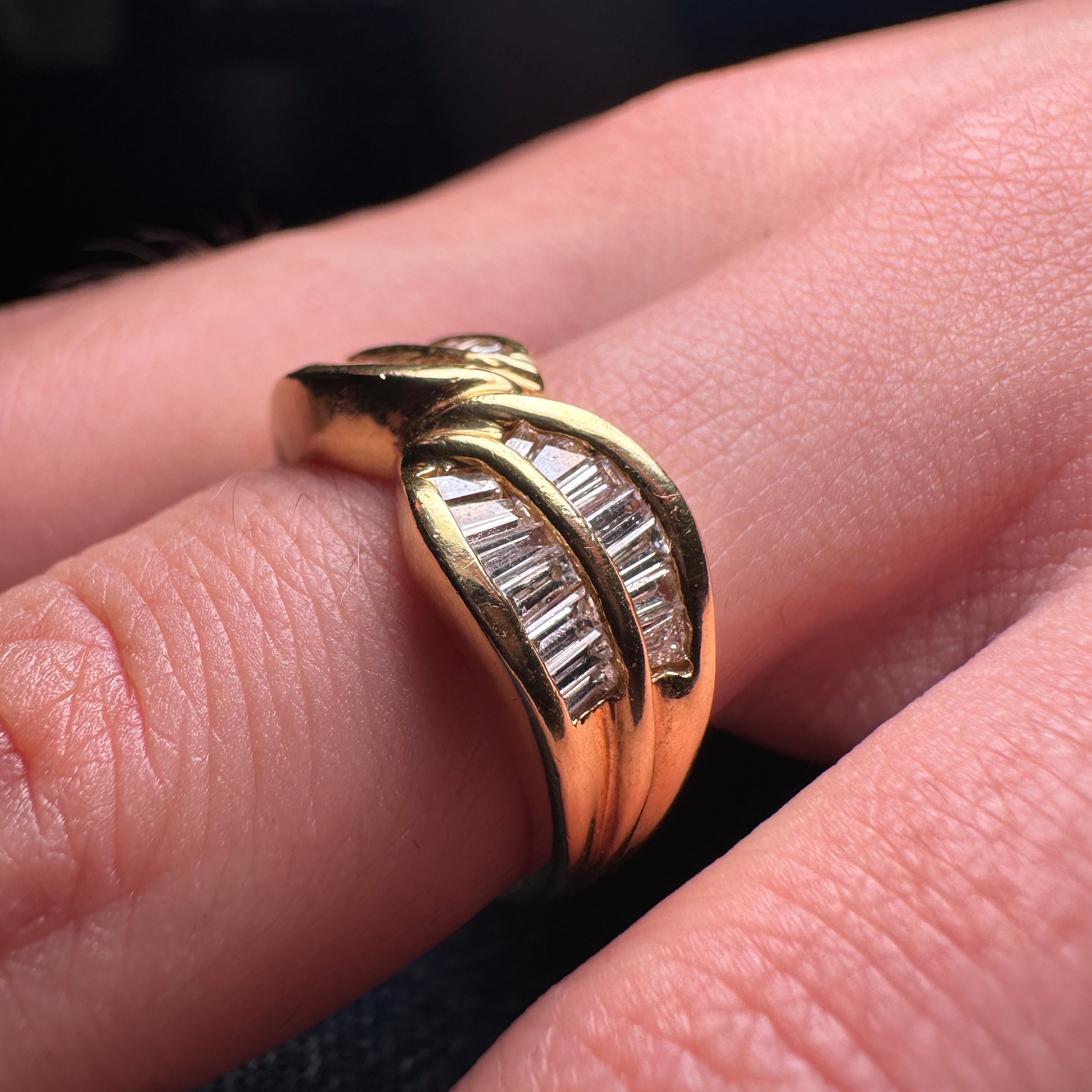 Diamonds ring