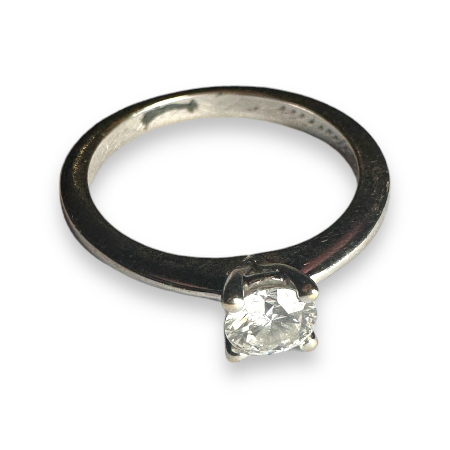 Diamond single stone