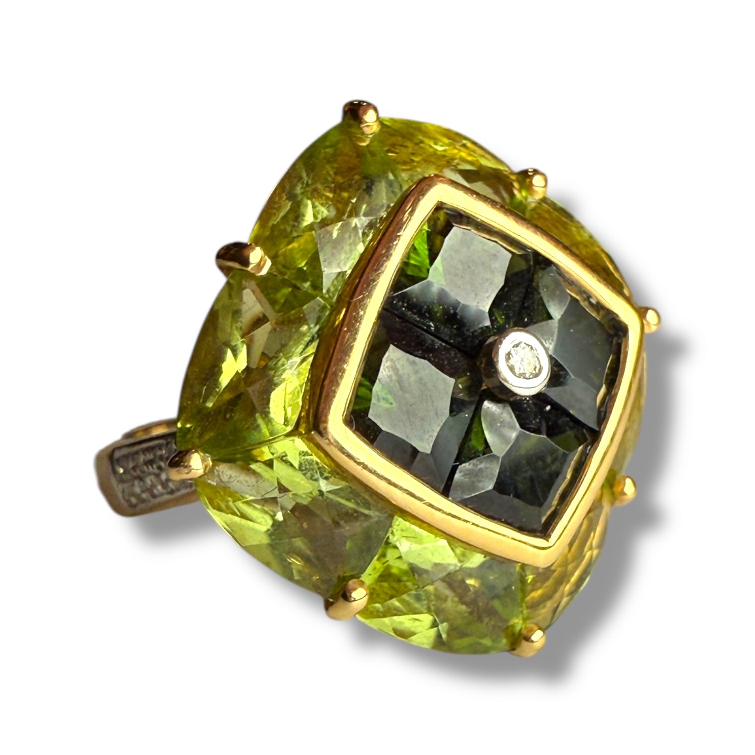 Peridot and diamond gold ring
