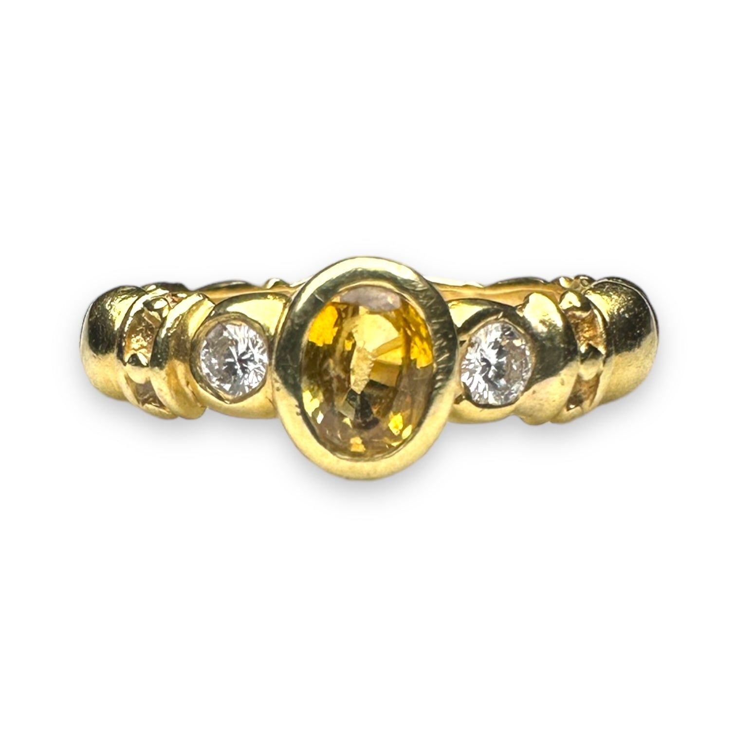 Sapphire and diamonds 18 k gold ring