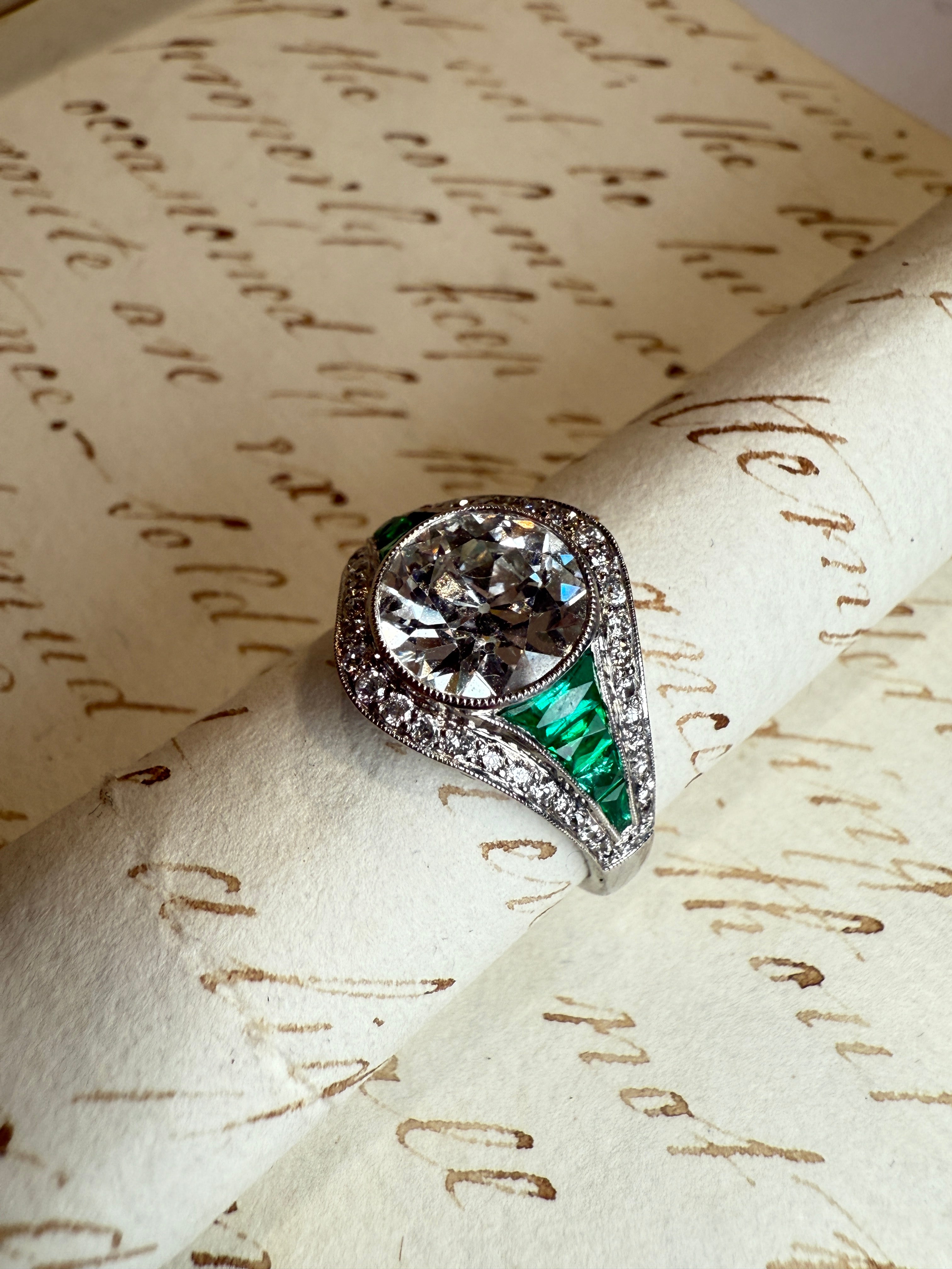 Diamond and emerald ring