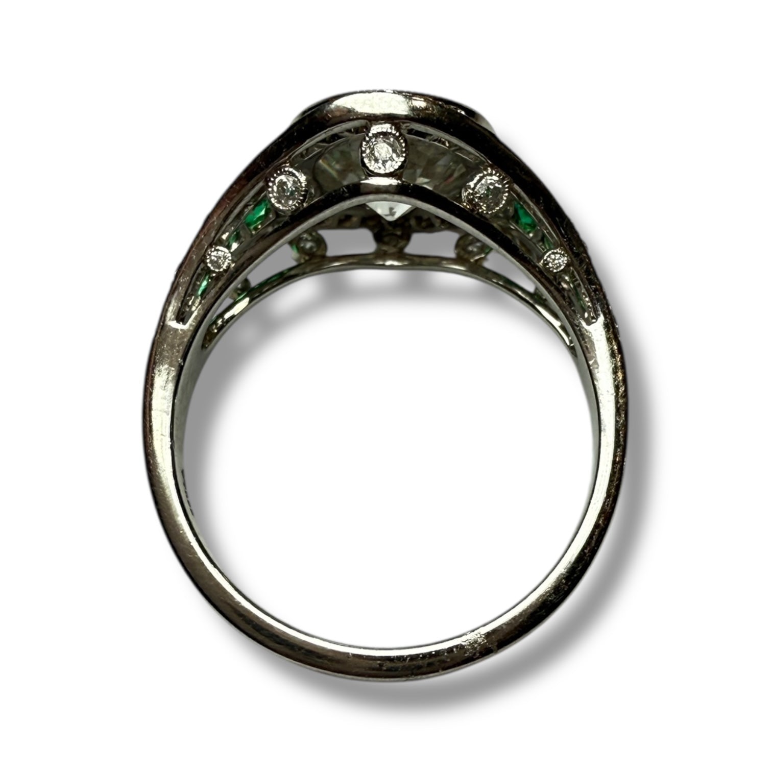 Diamond and emerald ring