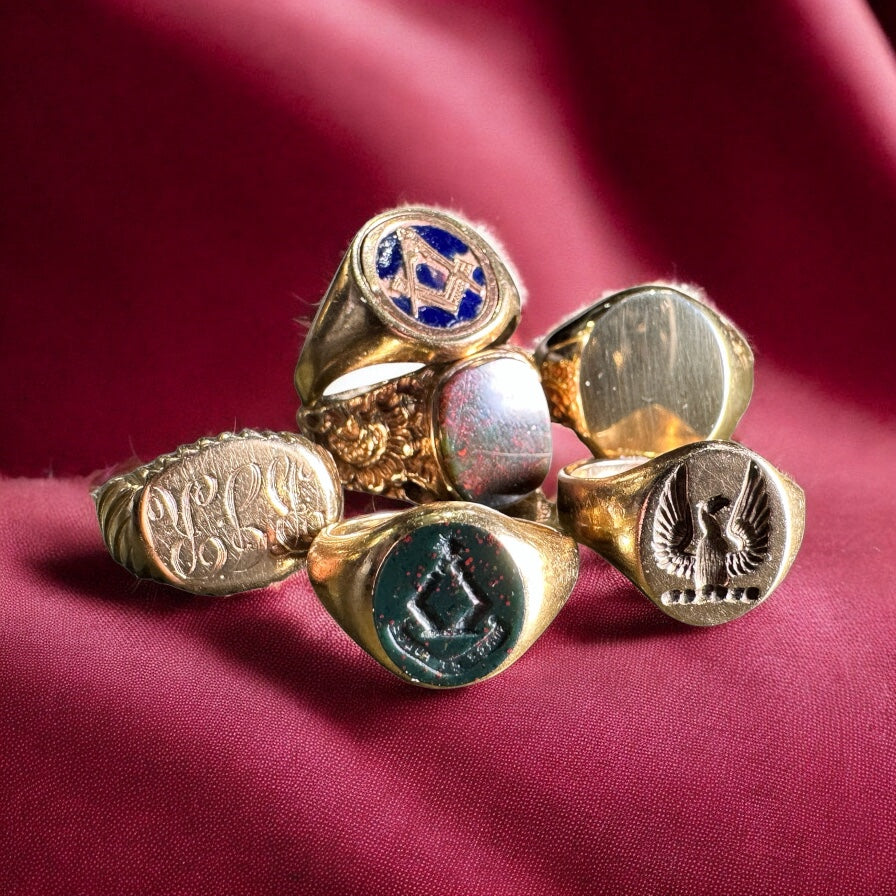 Signet rings