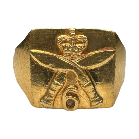 Signet gold ring