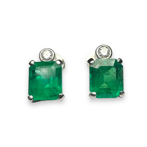 Elegant 18K White Gold Emerald and Diamond Earrings