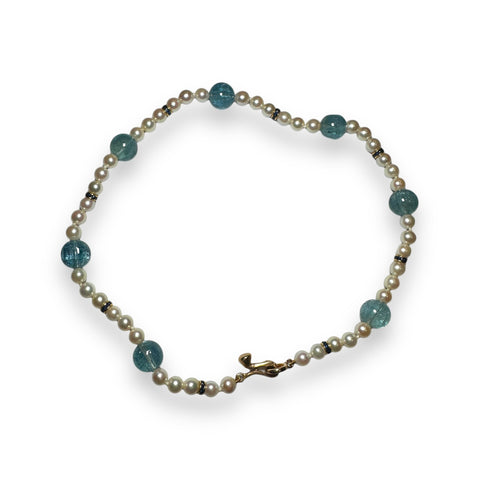 Acquamarine pearl and sapphire neckless