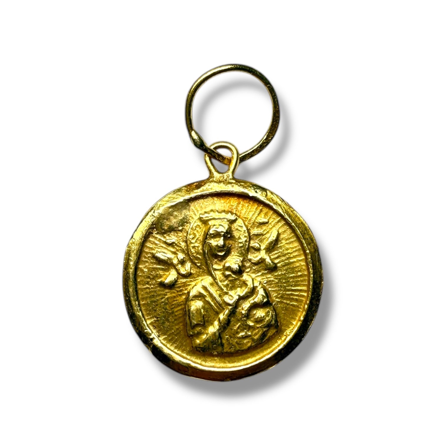 18k gold madonna  pendant