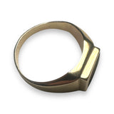 Signet gold ring