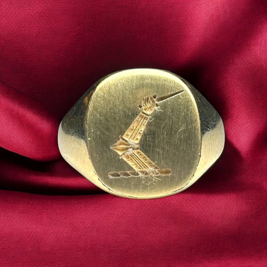 Signet gold ring